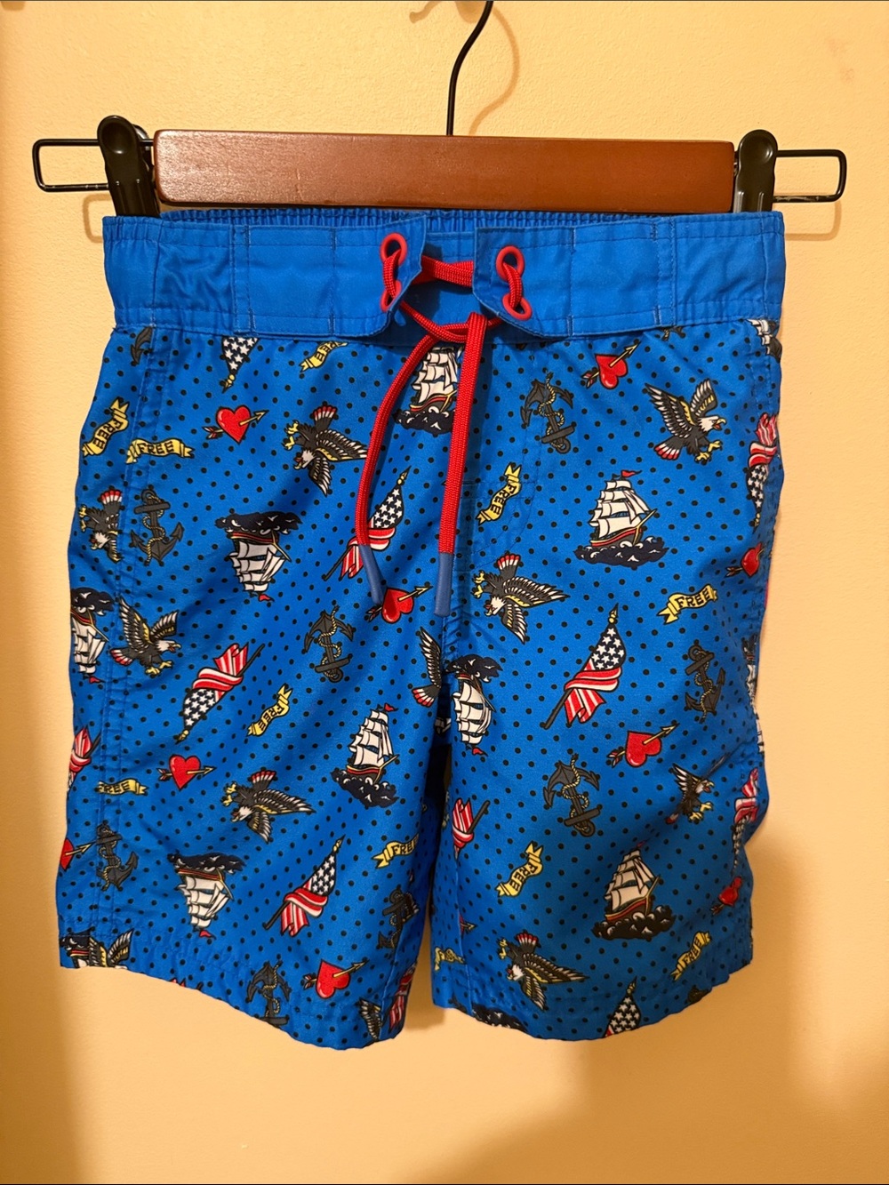 5 yr old!Blue Patterned Hybrid Swim Shorts with Red Drawstring! Used ONCE!